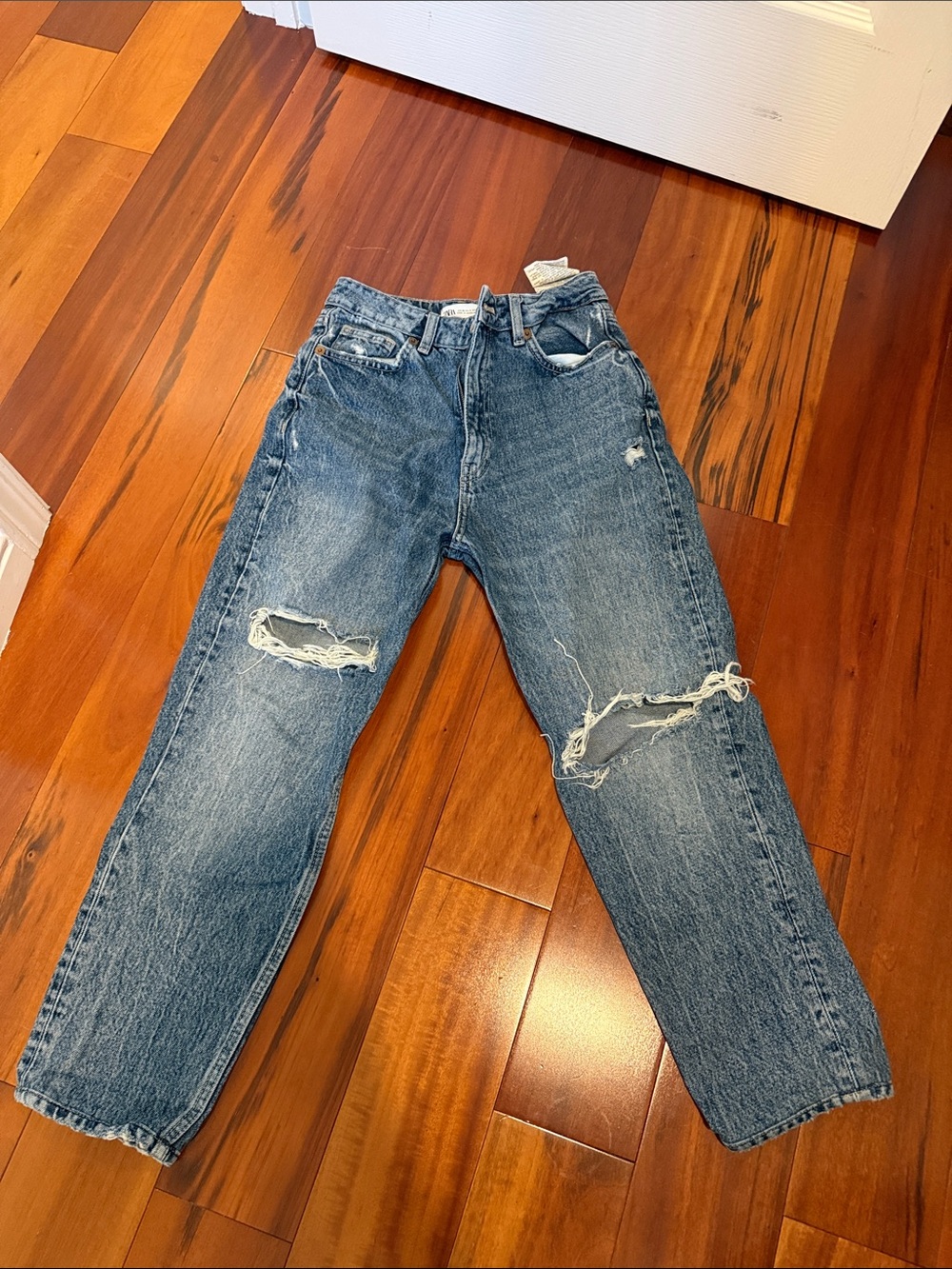 Zara Men’s Relaxed Ripped Blue Denim Jeans